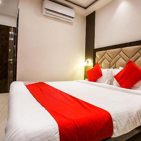 Oyo 37559 Hotel Al Haram Mumbai Eksteriør bilde