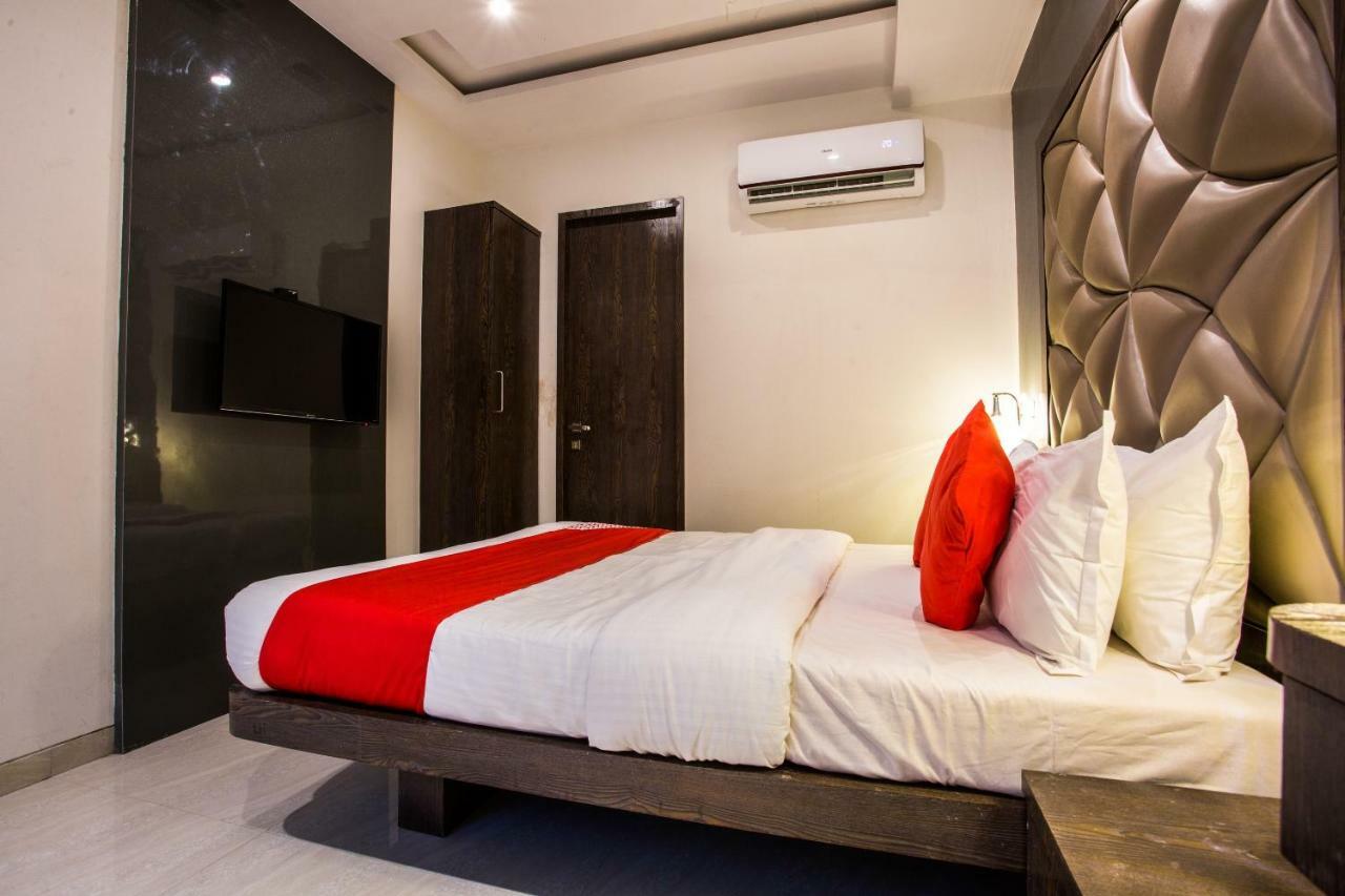 Oyo 37559 Hotel Al Haram Mumbai Eksteriør bilde