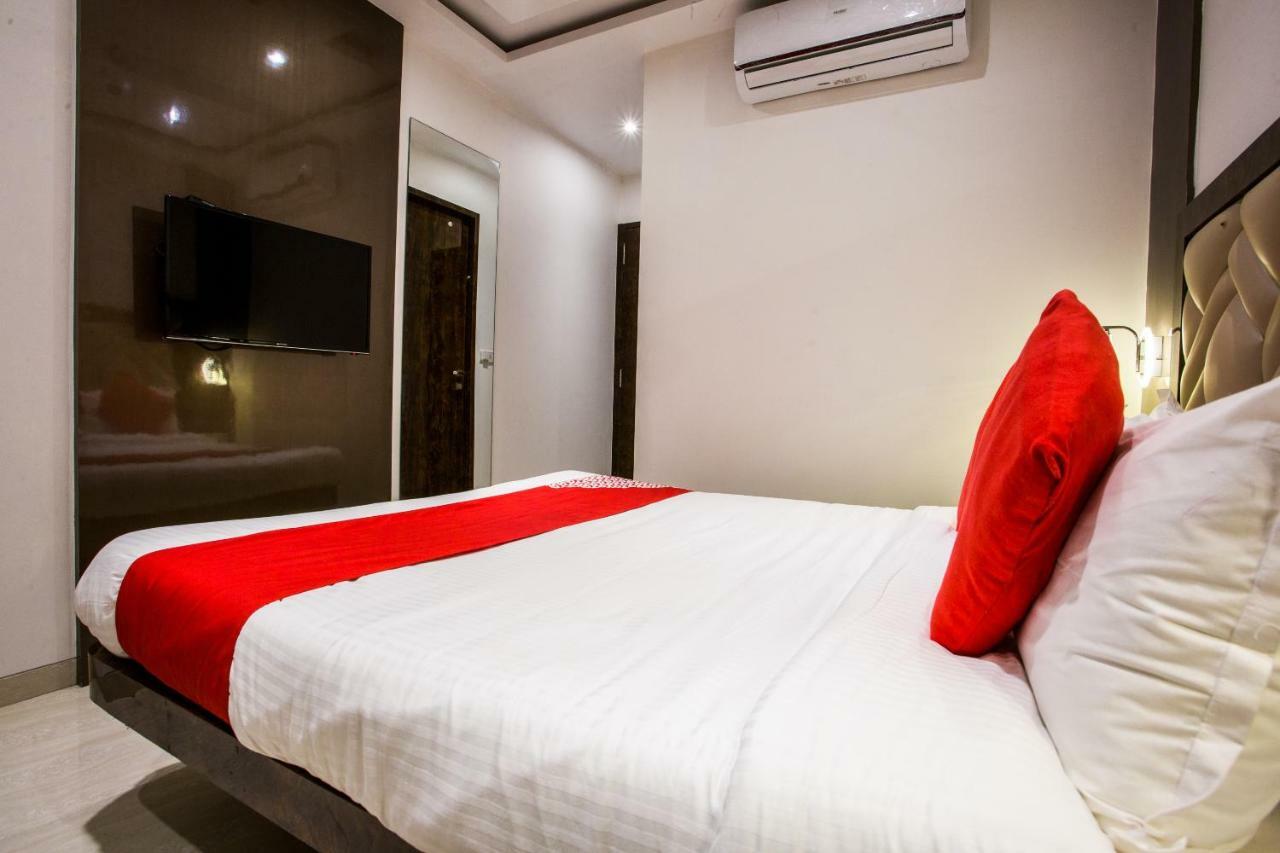 Oyo 37559 Hotel Al Haram Mumbai Eksteriør bilde