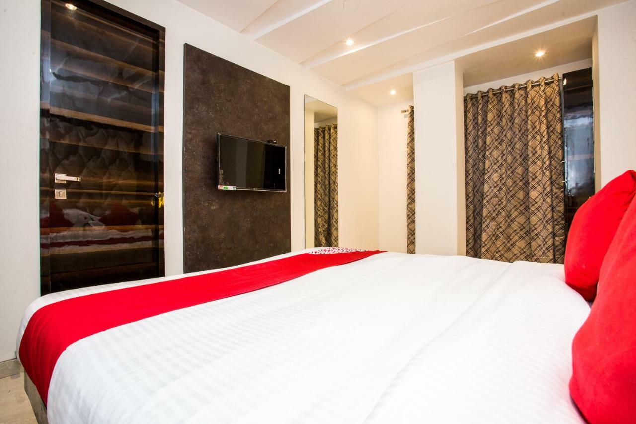Oyo 37559 Hotel Al Haram Mumbai Eksteriør bilde
