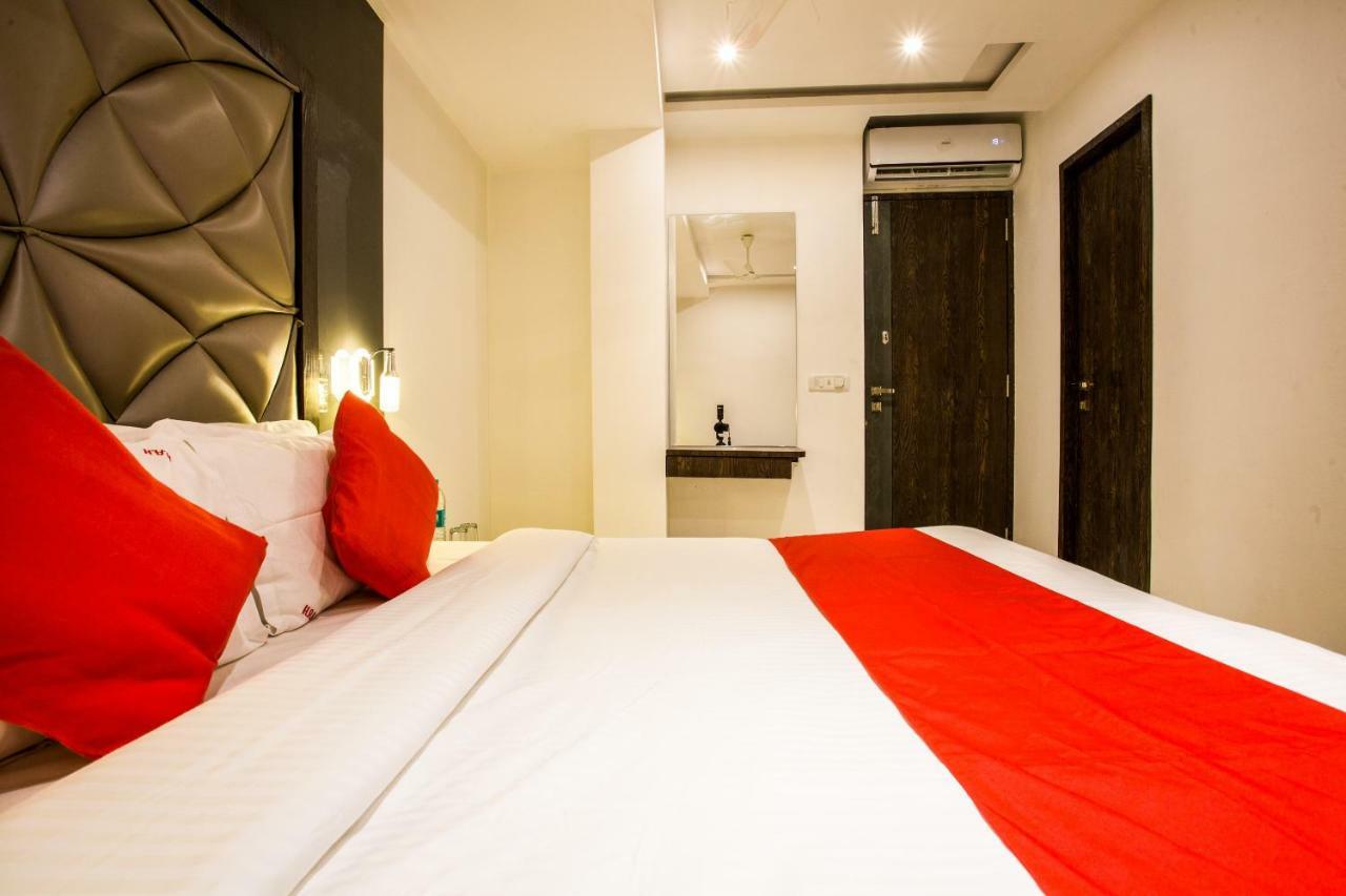 Oyo 37559 Hotel Al Haram Mumbai Eksteriør bilde
