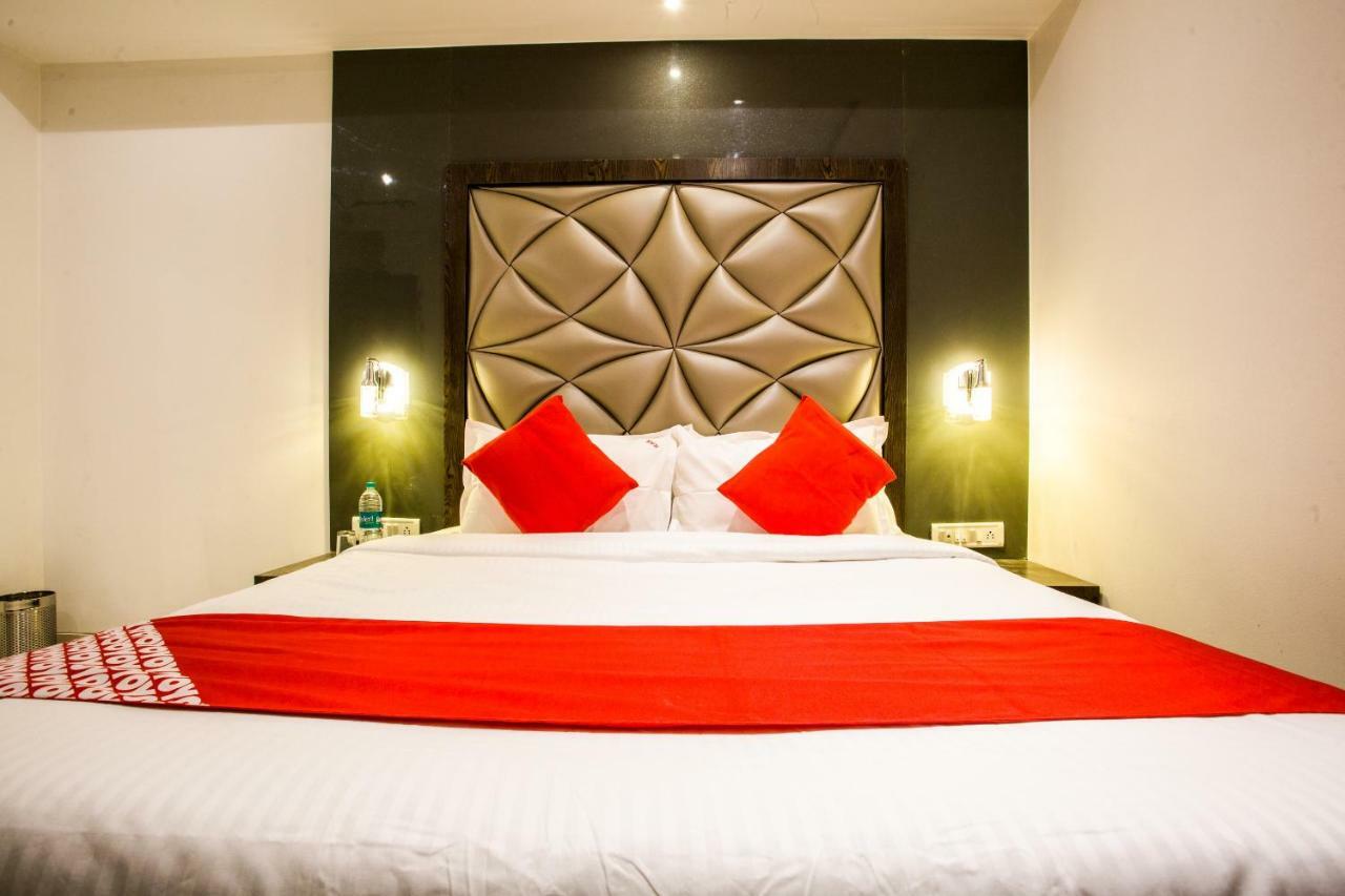Oyo 37559 Hotel Al Haram Mumbai Eksteriør bilde